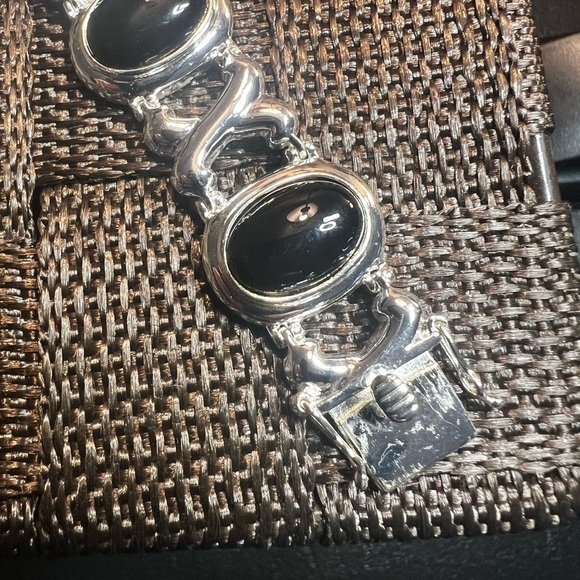 Women’s sterling and onyx bracelet nwot 7” - Picture 7 of 9